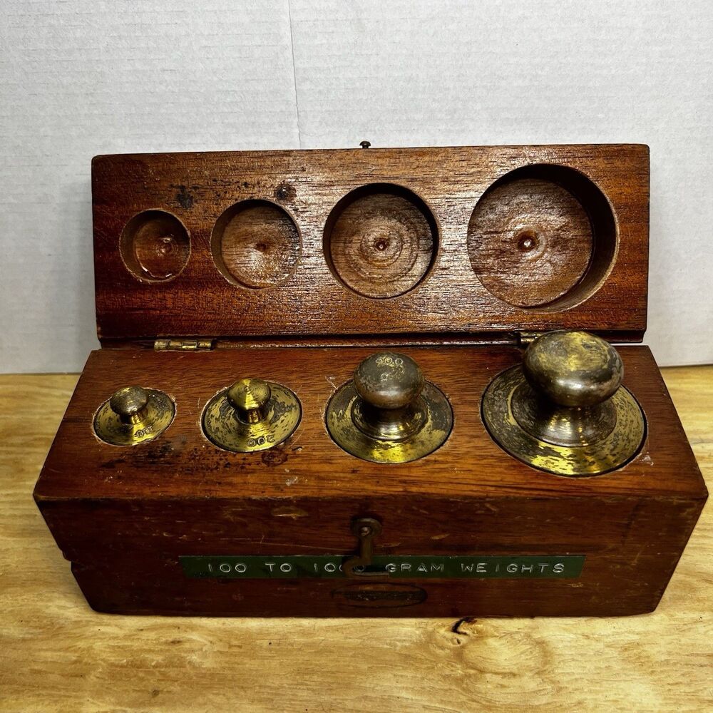 Vintage Brass Weight Set 100 to 1000 Grams in Fitted Wooden Box Antique Scale